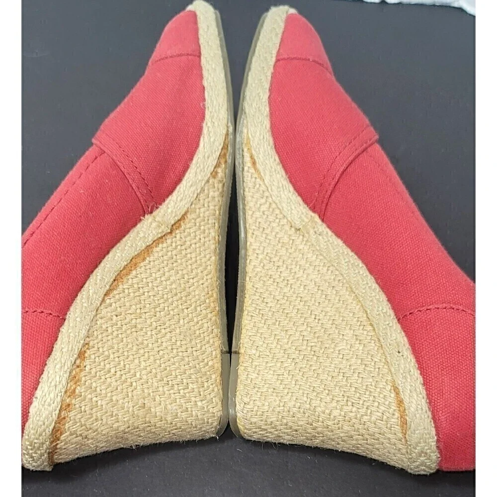 Tom's Red Canvas Wedge Espadrille - Size 9